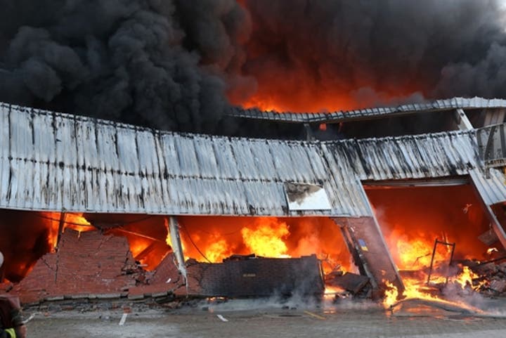 Commercial_Fire_Burning_Building.jpg