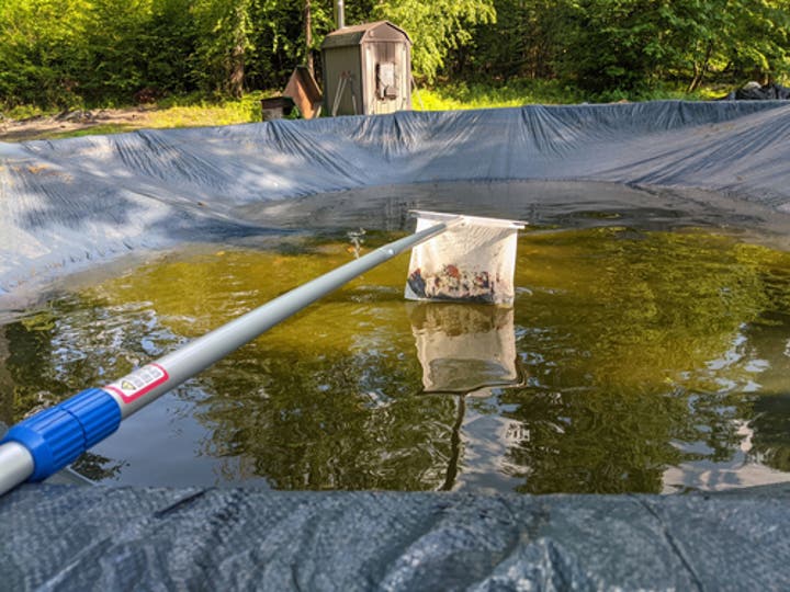 How to Clean and Store a Swimming Pool Cover