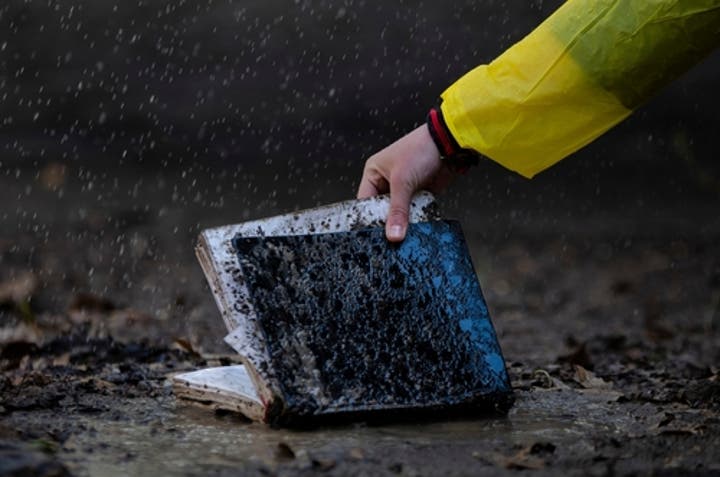 Step by Step Guide to Drying a Wet Book